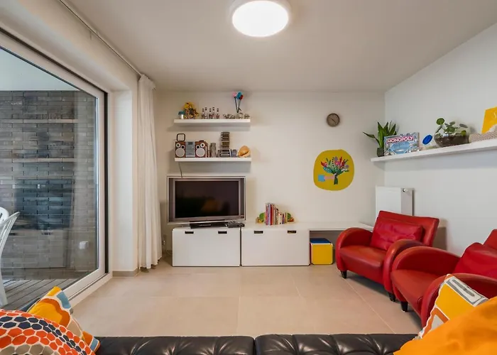 Fully New App W 2 Terraces At A Superb Location! * 奥斯滕德